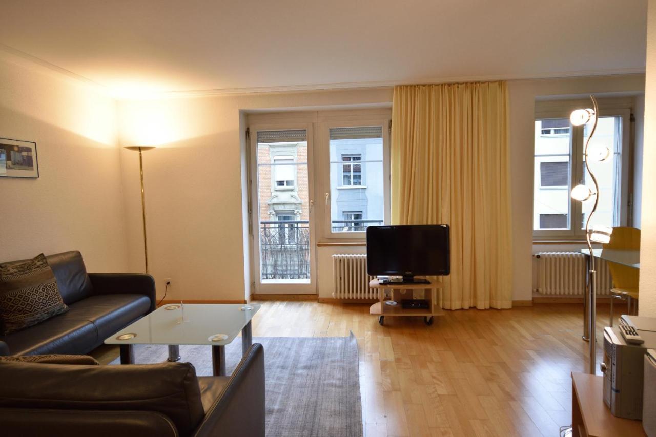 1br Near - Joy St3 R Apartmán *