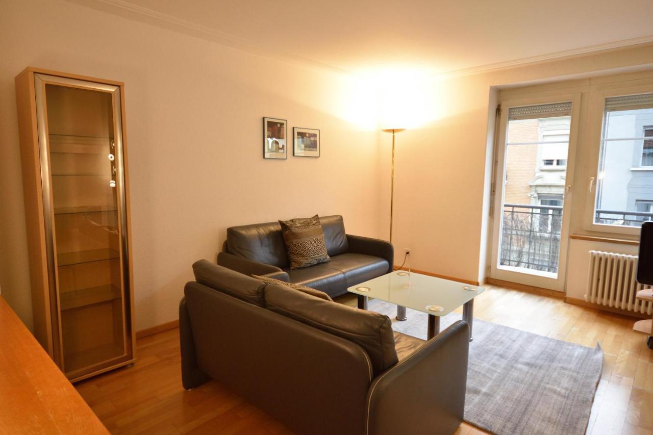 1br Near - Joy St3 R Curych